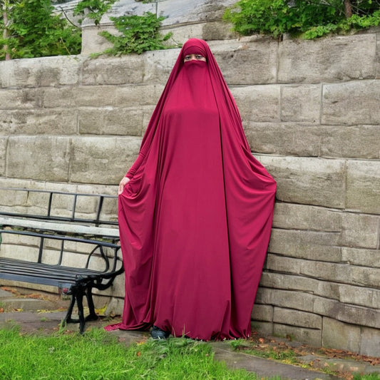 Haya Jilbab Cranberry